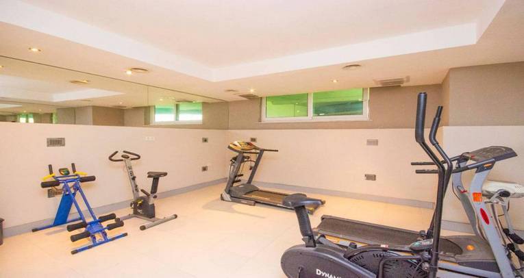 2+1 apartment in Oba with facilities